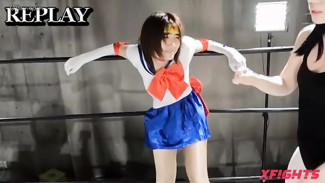 Akibacom - BCMC-23 - Heated fight between two sweet Japanese in the ring