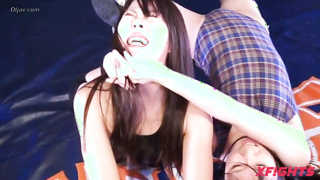 Akibacom - BNX-03 - Asian girls brutally beat and choke each other in the ring