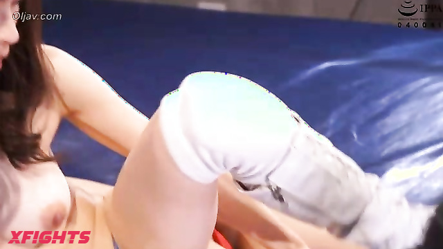 Akibacom - BNTN-01 - Hardcore lesbian sex between two Japanese girls in the ring