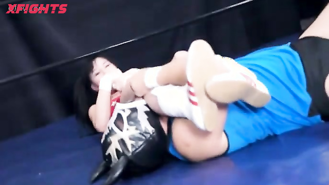 Akibacom - BDW-02 - Guy fucked sweet japanese girls hard in the ring