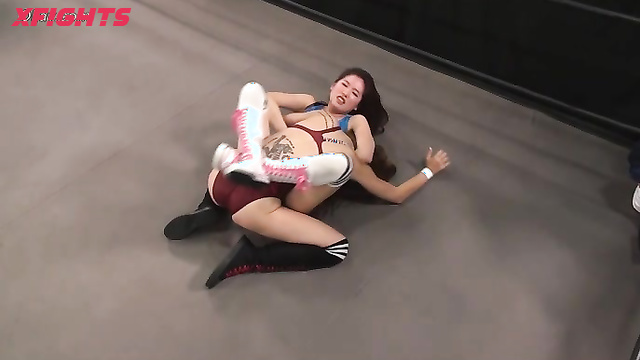 Akibacom - ﻿TCW-02 - Sexy girls put up a tough fight in the ring