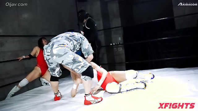 Akibacom - BXT-14 Hitomi Yue’s Tag Showdown: Punches Unleash Relentless Victory