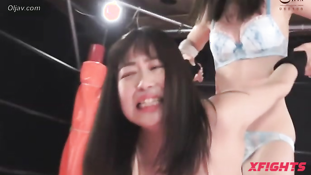 Akibacom - PBPM-02 - Two cute Asian girls fought in the ring