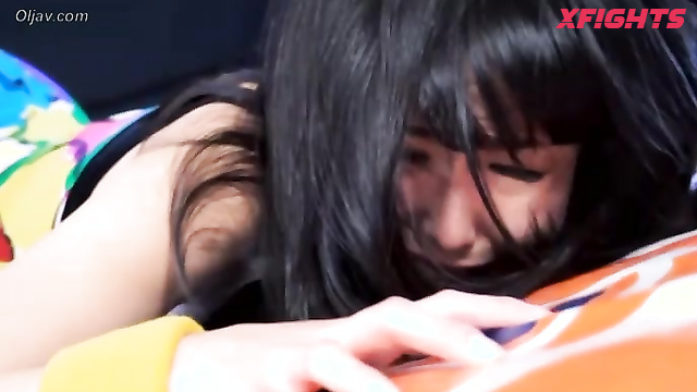 Akibacom - BSWT-01 - Girl strangles her friend with chains in the ring