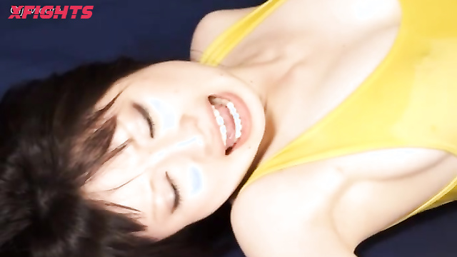 Akibacom - BSY-02 - Two Asian girls test their strength in the wrestling ring