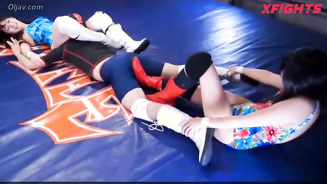 Akibacom - ﻿BWO-04 - The girls showed the guy in the ring who's boss