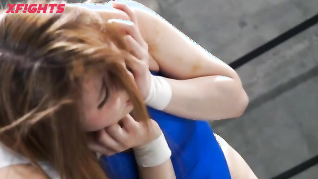 Akibacom - BTT-07 - Sexy Asians Fight Hard in the Ring for the Champion Title