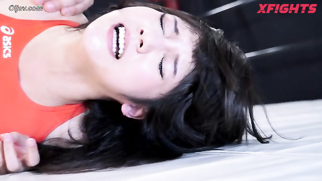 Akibacom - KIF-02 - A cute Japanese girl jerked off a guy's dick to the last drop