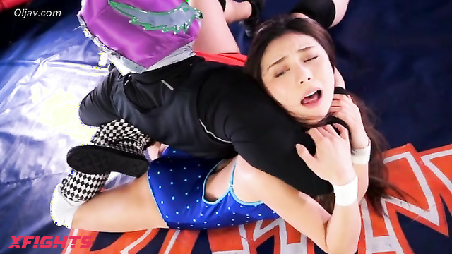 Akibacom - BWM-04 BWP - Grappling Match Between a Male and a Female Wrestler