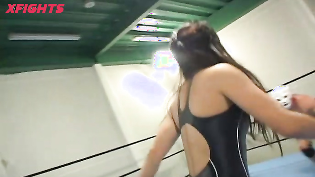 Akibacom - AST-01 - The girls had a tough wrestling match with the guys in the ring