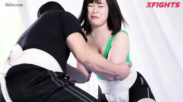 Akibacom - BDS-04 - Asian girls wrestle each other topless