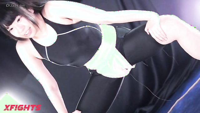 Akibacom - BDS-04 - Asian girls wrestle each other topless