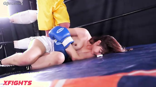 Akibacom - BZB-01 - Boxing match between two topless asian girl