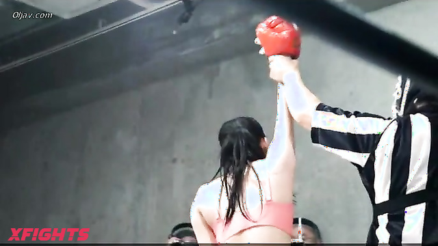 Akibacom - BW-54 - Sexy japanese babes have a tough boxing match