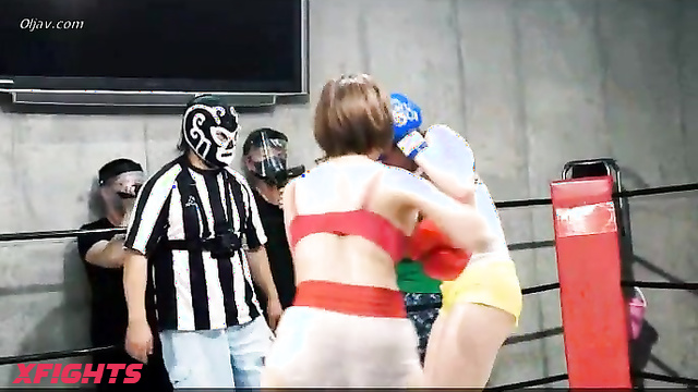 Akibacom - BW-54 - Sexy japanese babes have a tough boxing match