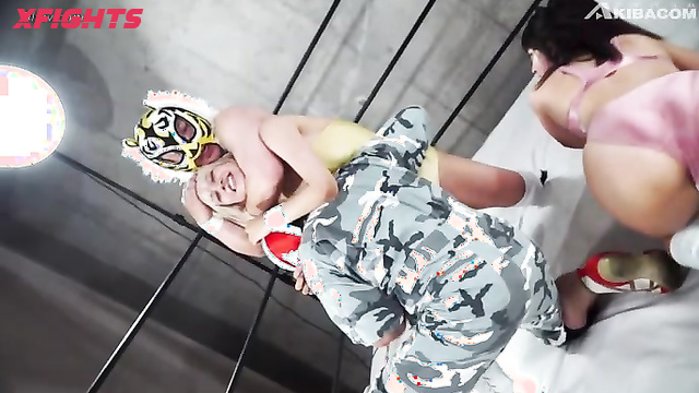 Akibacom - BXT-11 Fierce Fighting Special MIX - Women vs Men teamfight