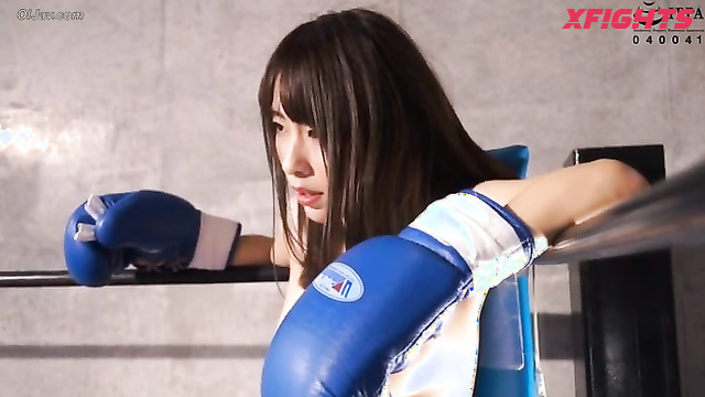 Akibacom - BTBS-01 Topless Boxing Special Fight 1 - Nude punch