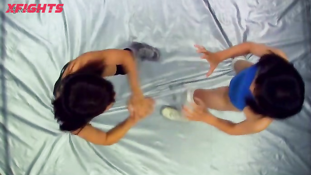 Akibacom - PWWS-01 Wrestling Stars - Ai Morisaki & Ayaka Kojyo in a Competitive Fight