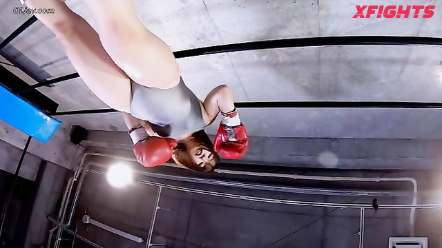 Akibacom - BTB-03 Mix Boxing - Maya Hasegawa Takes on Yue in a High-Impact Ring Battle
