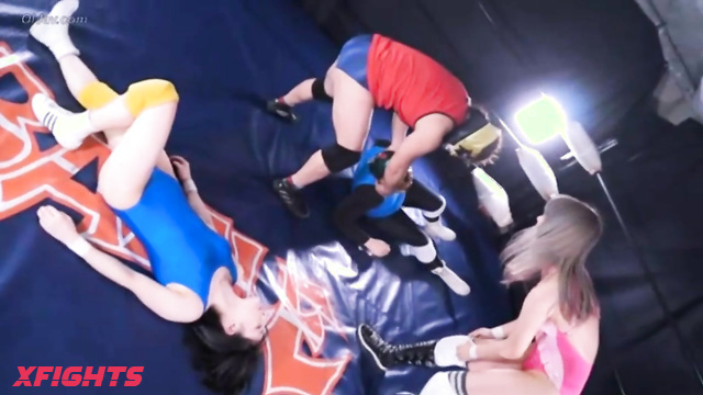 Akibacom - BXT-02 Ichigo Suzuya vs Yue - Pro Clash Blonde Stomp & Pin Lock