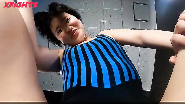 Akibacom - KKD-02 - Aria Narimiya Grapples Tsugumi Mizusawa In Mixed Wrestling Showdown