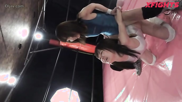 Akibacom - PWDP-05 Saku Kurosaki & Tae Nishino Dominate with Scissorholds in Pro Wrestling