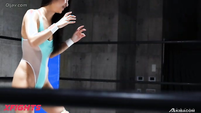 Akibacom - BSWT-10 Rin Miyazaki vs Satomi Suzuki - Stomping & Smothering Ring Domination