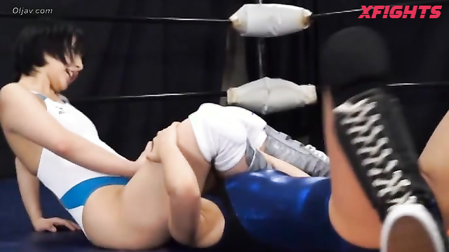 Akibacom - BDV-01 An Mizuki Headscissors Miku Abeno in Competitive Duel of Divas Wrestling