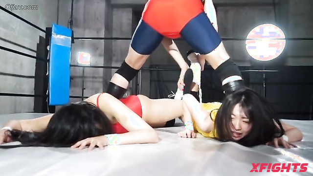 Akibacom - BDJZ-01 Gender Showdown Pro Wrestling - Epic Grappling in the Boxing Ring