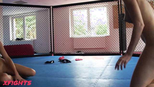 Sexy Fighting Zone - Lucy vs Katie - The pussy lickers' bout