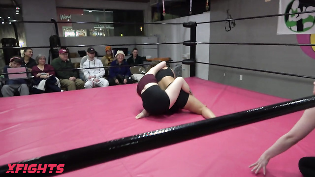 Freshfite Female Fighting - FFV428 CeCe Ra vs Liza - Rough and intense battle