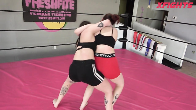 Freshfite Female Fighting - FFV424 Liza vs Victoria - You could feel the tension