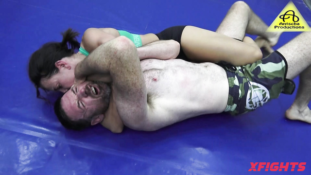 Antscha Productions - Kim vs Ricardo - Wild mixed grappling action