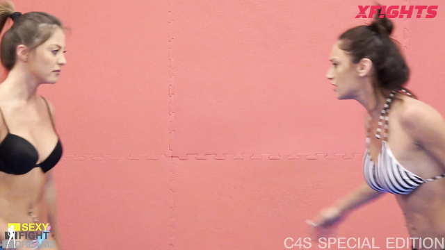 Sexy Fight Dreams - SFD369 Robi vs Marica - Body to Body Scissorhold Challenge
