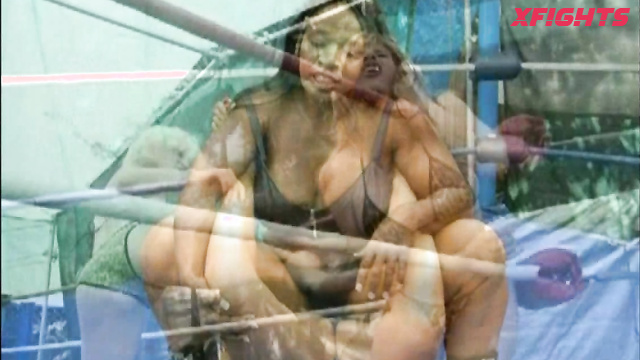 World Wide Women Wrestling - BBW and interracial girls hard grappling on the ring