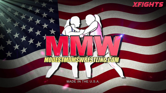 Modest Moms Wrestling - Alexandria vs Athena Two girl with big asses fight in boxing ring