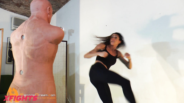 Fightingdream Video Store - Alison - Sexy brunette shows how to perfect your punches