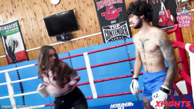 Sweet Fetish Land - A boxing match between a guy and a girl turned into a brutal grappling