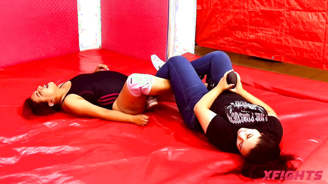 Candy Wrestler Production - Candy & Mimi - Girlfriends had a brutal fight on the mats