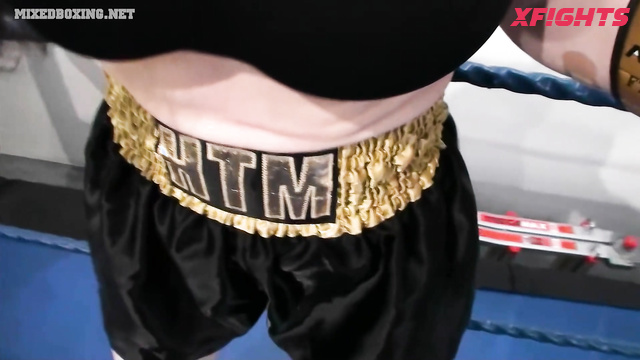 LadyFist Clips Store - Mb26 - Felicia - POV hard boxing match with a girl in the ring