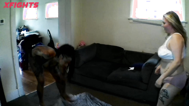 Sexy Fighting Women - XXX-012 Ana & Dasani - Two bbw had a tough fight in the living room