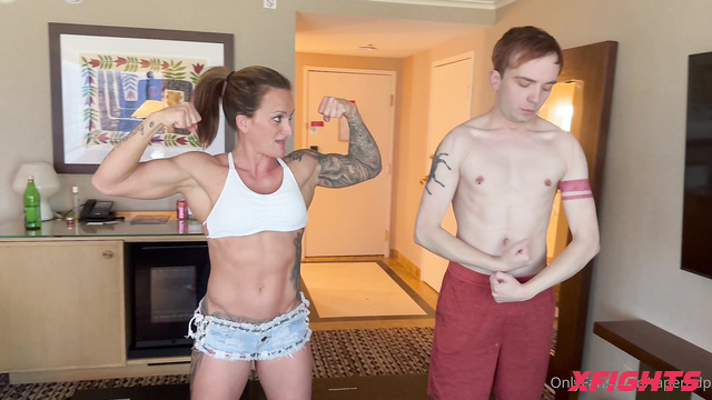 Taperedphysique - Tapered Vs Buck - Strong MILF Humiliates Skinny Guy in Arm Wrestling