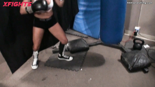 HitTheMatBoxingAndWrestling - Dynamite & Rocky - Boxing match with a hot busty brunette