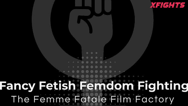 German Goddess Femdom Fighting - Pamela blonde showed a man the strength of her thighs