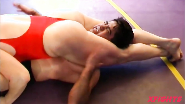 Athena2 - Fbb Mixed Wrestling - Helen vs Steve - Blonde brutally dominates a guy