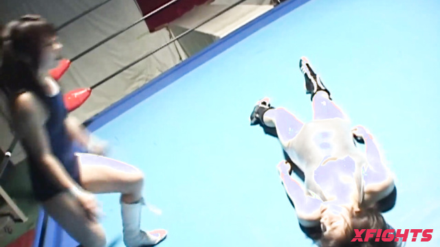 Super Sonic Satellites - SS-07 - Japanese girls test their strength in the wrestling ring