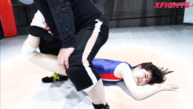 Akibacom - BXX-10 - Hardcore wrestling with a cute Japanese girl in the ring