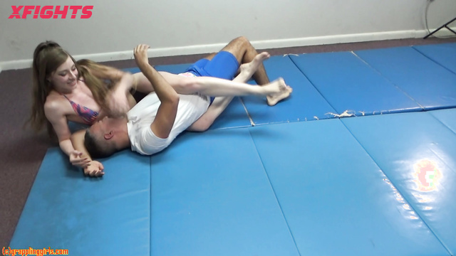 Grappling Girls in Action - Angel & Saturn - Sweet blonde chokes guy and dominates