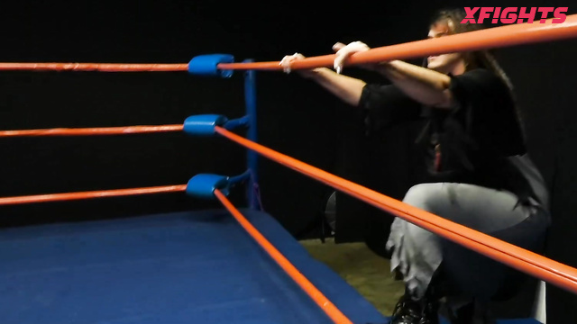 DT Wrestling - DT-1357-03HD Capri Cavanni vs Saharra Huxly Bikini Jungle Girl Fight (DTWrestling Net Worthless)