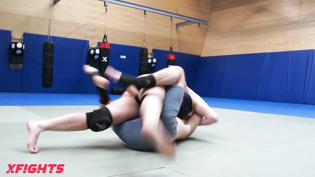 Mixed Wrestling Zone MWZ - Katrina vs Andel - Judo Girl vs Kickboxing Boy Wrestling